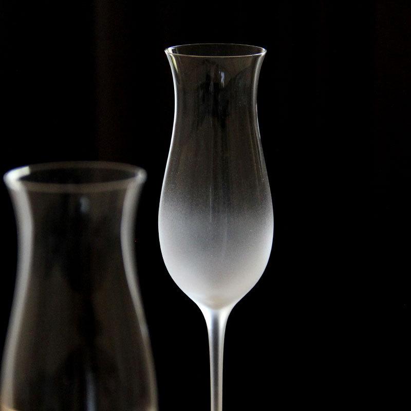 

Minimalist Clear Frosted Wine Glass Elegant Tall Stemmed Glass Goblet Japanese-style Home Bar Drinkware Wine Tasting Decor Gift