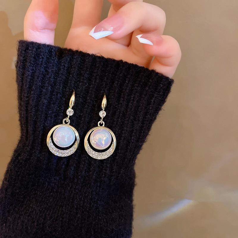 Imitation Pearl Earring For Women 2022 New Gold Colour Round Stud Earrings Christmas Gifts Irregular Design Unusual Earrings