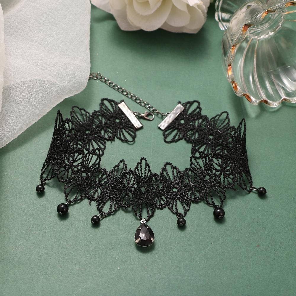 Vintage Sexy Punk Choker Collar Leather Choker Cosplay Gothic Jewelry Women Wedding Necklace Harajuku Accessories