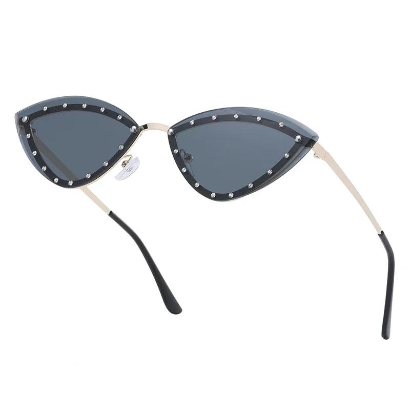 Vintage Cat Eye Women Luxury Diamond Sunglasses Rimless Ocean Lens Female Triangle Rhinestone Sun Glasses Shades Uv400