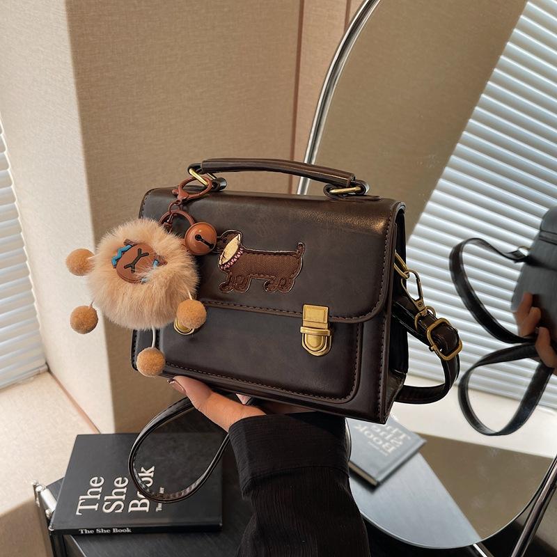 Small Bag Women's Autumn and Winter Retro New Fashion Versatile Shoulder Messenger Bag Portable Small Square Bag