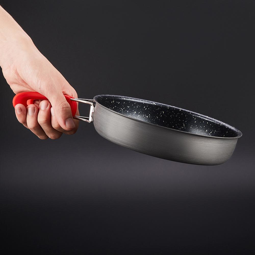 Lightweight Collapsible Nonstick Omelet Pan Outdoor Folding Quick Heating Omelet Maker Fry Pan