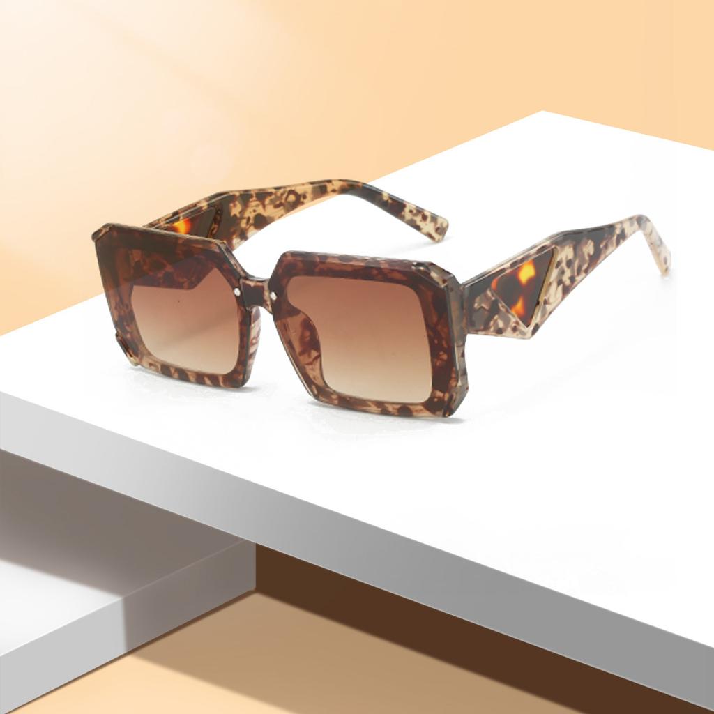 Vintage SunGlasses For Women Large Size Square Stylish Sunglasses Retro Style Glasses Shades Female Eyewear UV400 Eyewear