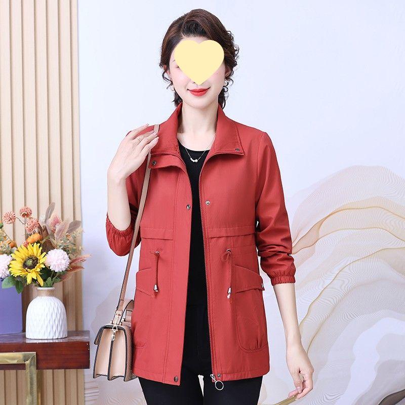 Trendiger Frühlings- und Herbst-Trenchcoat für zierliche und reife Frauen