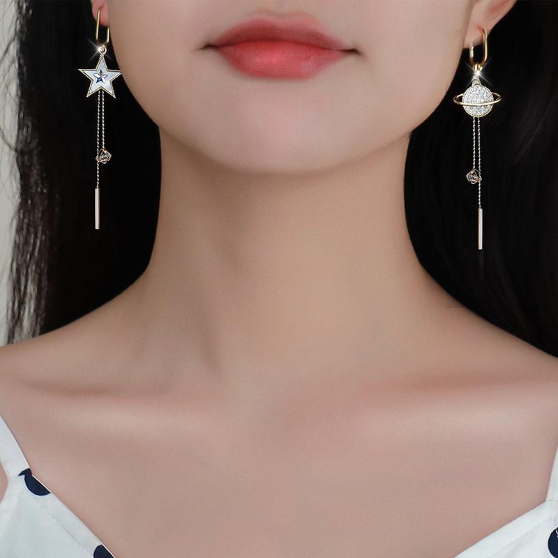 Nouvelles Boucles d'Oreilles Longues Asymétriques à Franges Pentagramme pour Femmes Exquises Boucles d'Oreilles Planète Strass Bijoux de Mariage Fête