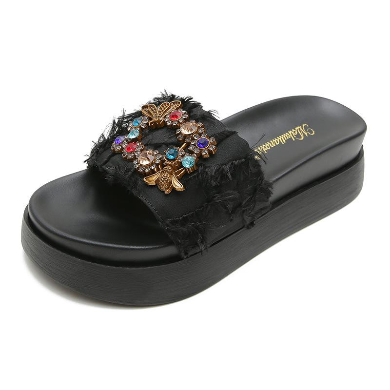 

Small size muffin platform slippers women s summer wear 2025 new Internet celebrity diamond buckle heightening sandals beach shoes ins tide 31 чёрный