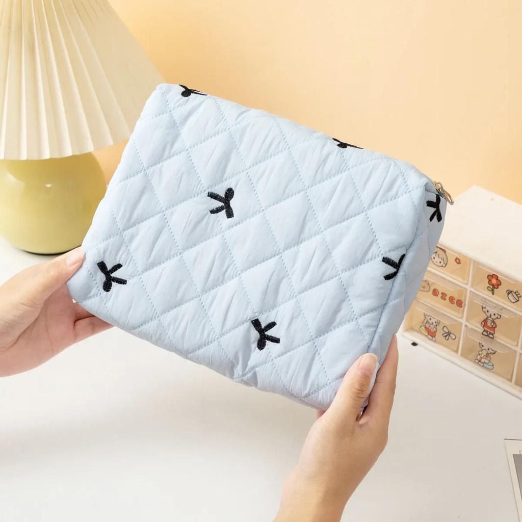 1pc Black Bow Quilted Makeup Bag Bow Makeup Bag Zipper Makeup Case Zipper  Portable Travel Storage Make Up Bag for Women Girl