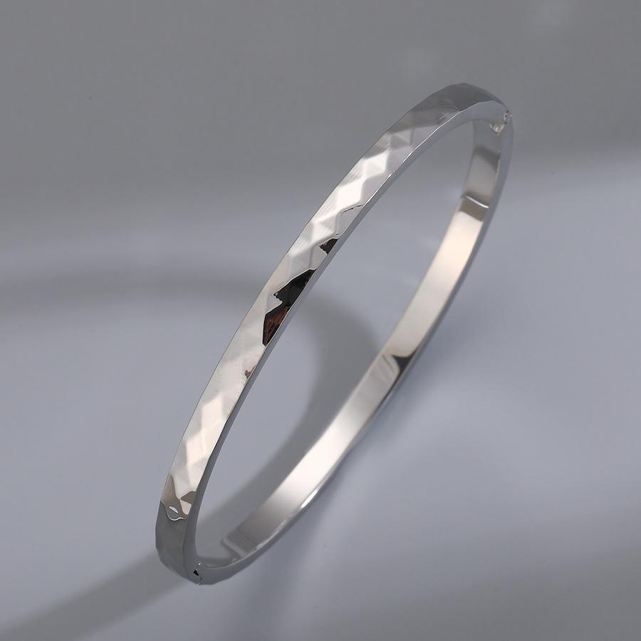 2024 Hot Trend Silver & Diamond Titanium Steel Bangle for Women