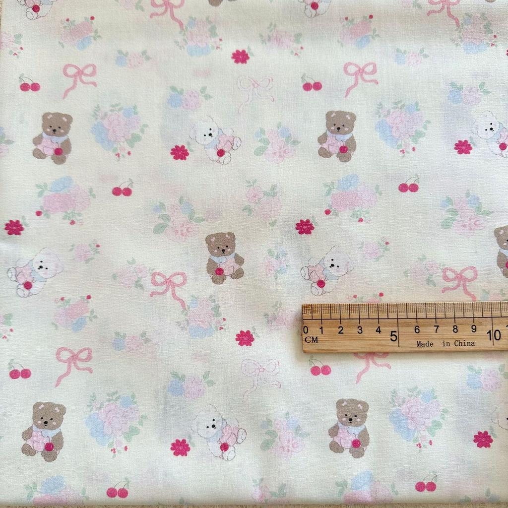 100% Cotton 40s Digital Korean Cartoon Fabric for Children's and Adult Clothing, Homewear, and Luggage