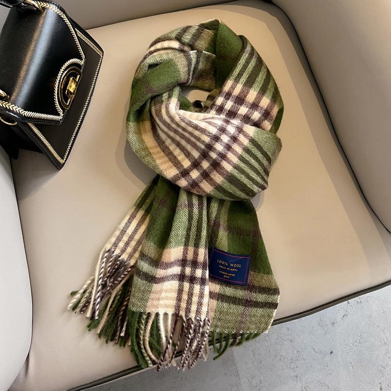 100 pure wool plaid scarf women's winter new girls autumn and winter green high-end feeling with coat scarf