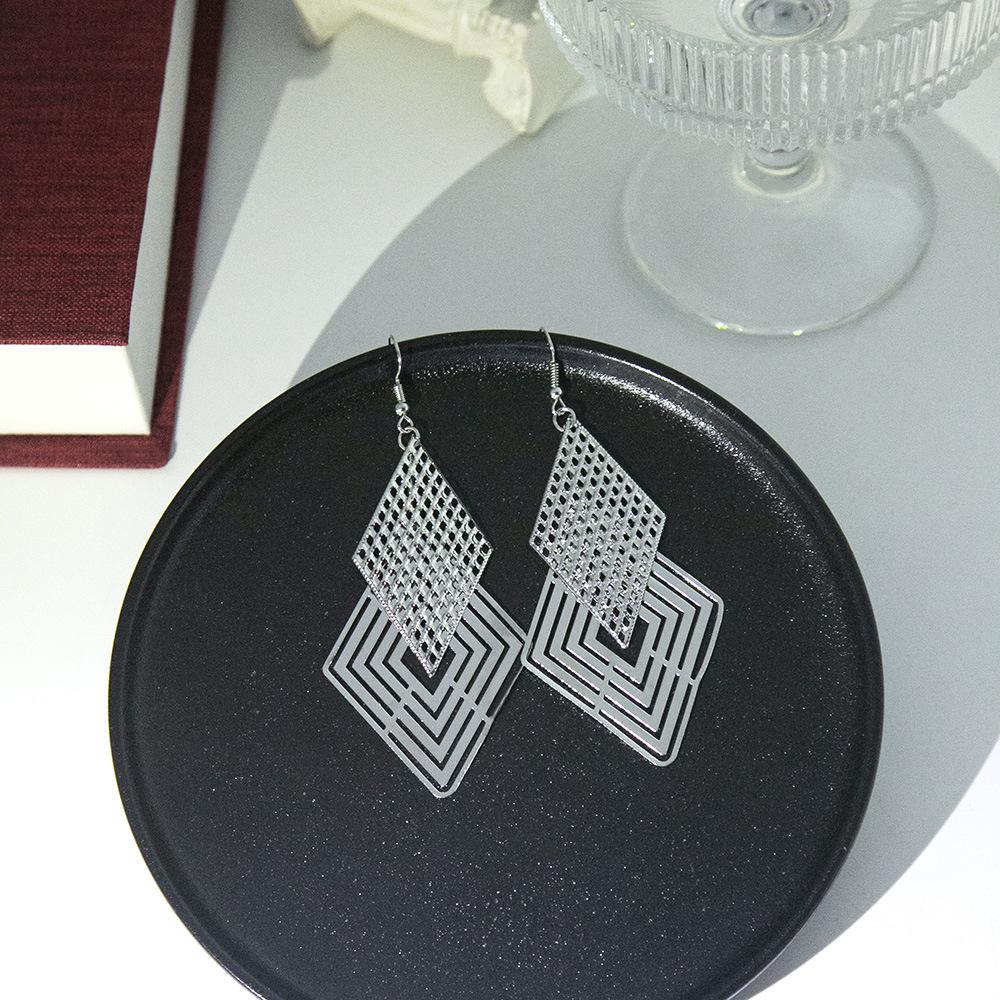 Simple Leaf Hollow Earrings, Exaggerated And Creative Multi-Layer Five-Pointed Star Long Fringed Earrings