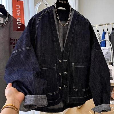 Paltoane și geci – Jachete din denim
