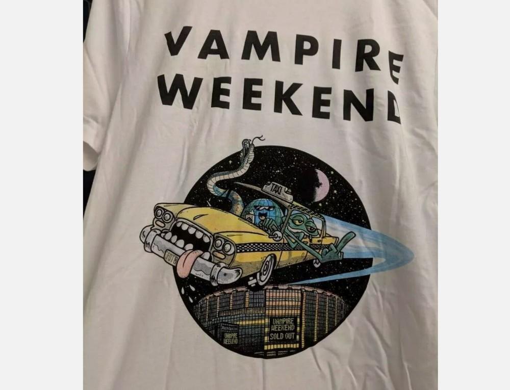 

Винтажная футболка с коротким рукавом белая всех размеров группы Vampire Weekend M