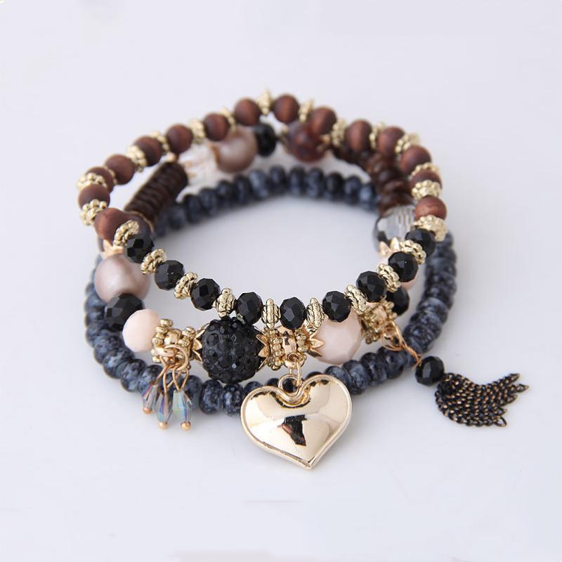 Boho Perlenarmreifen für Damen Herz Kristall Armband Mehrlagiger Quastenanhänger Armband Schmuck