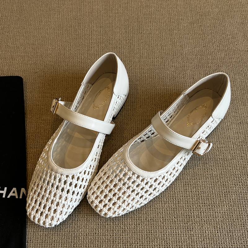 

2026 New Women s Shoes with Holes, Sandals, Shallow Mouth, Low Heel, Mesh Surface, One Button Single Shoe,women s Soft Sole,soft Surface Version,woven 34