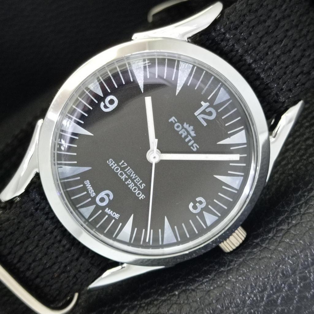 

ОТРЕСТАВРИРОВАННЫЕ ВИНТАЖНЫЕ ШВЕЙЦАРСКИЕ МУЖСКИЕ ЧАСЫ С РУЧНЫМ ЗАВОДОМ, ЧЕРНЫЙ ЦИФЕРБЛАТ a700952-5 R205a-a700952