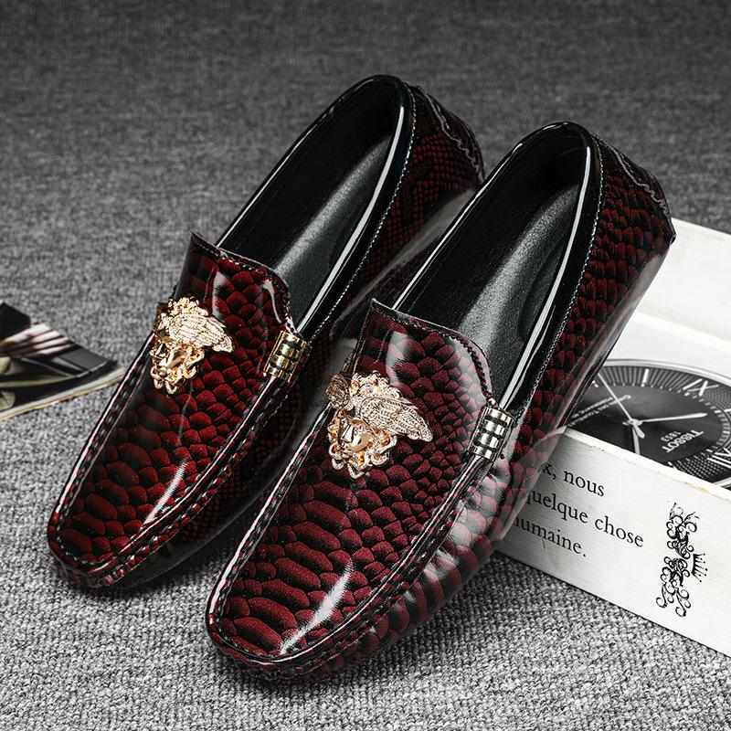 

Большой размер 48 летние туфли Doudou ленивые однопедальные деловые повседневные кожаные туфли мужские дышащие корейские версии модные мужские туфли для вождения 38 бордовый