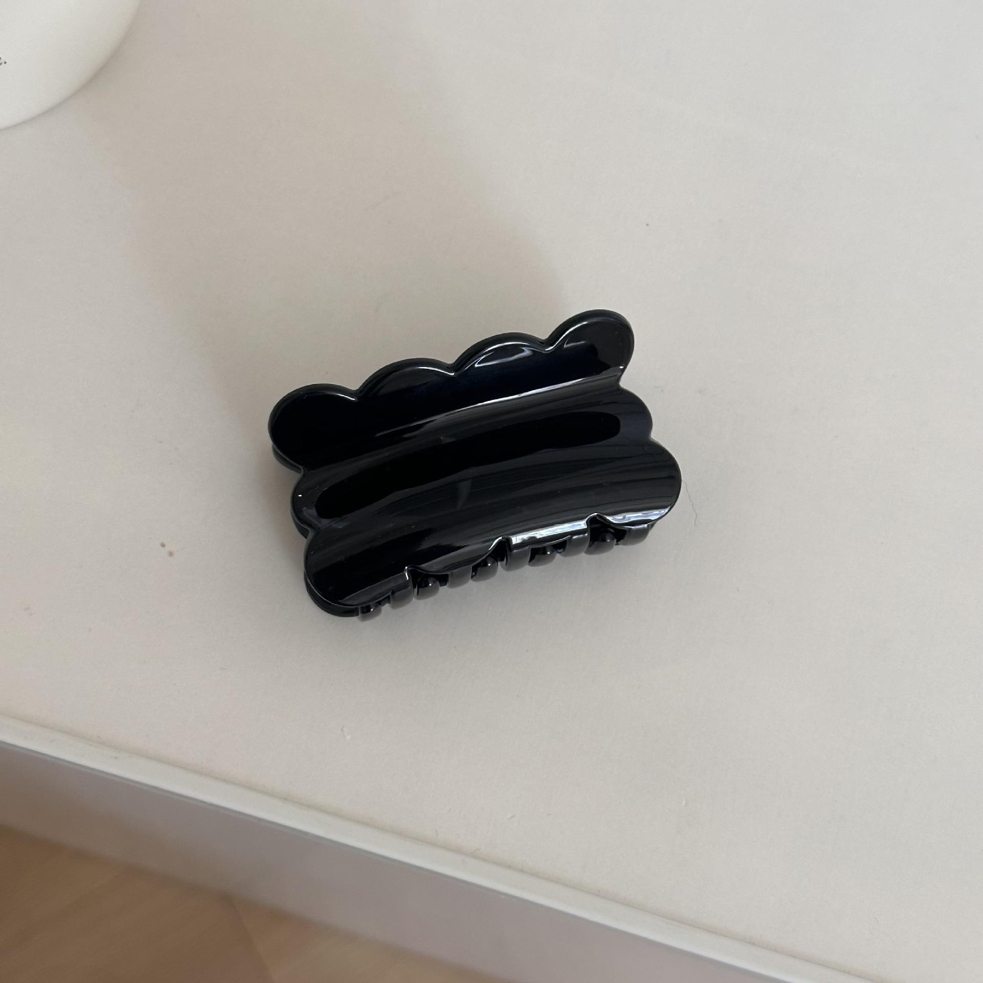 

Hair accessories for women girl claw pin and clip Crab vintage popular catches trendy leading fashion sweets adults kpop new in