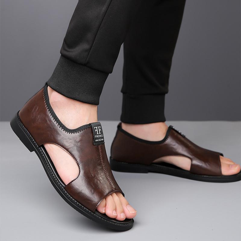 Fashion Sandals for Men Brand Casual Shoes Outdoor Leather Fashion Men's Slippers Beach Comfortable Shoes High Quality Men Flat Sandals