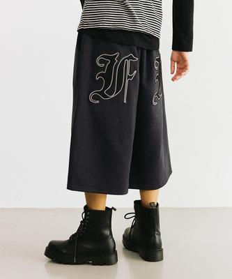 FREEMARIO Applique Logo Bermuda Sweatpants [Navy]