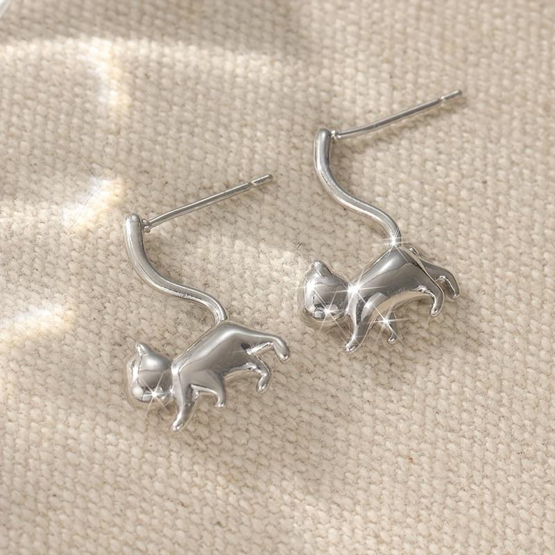 2pairs Adorable Feline Earrings, Stylish And Elegant Presents, Animal-Themed Jewelry, Made of Copper, Hypoallergenic, Perfect for Birthdays