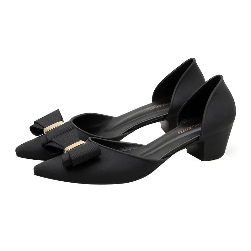 Sandales gelée d'été pour la plage femmes slip-on nœud pour dames bout pointu solide sandales chaussures à talons hauts moyens épais scarpe 2024