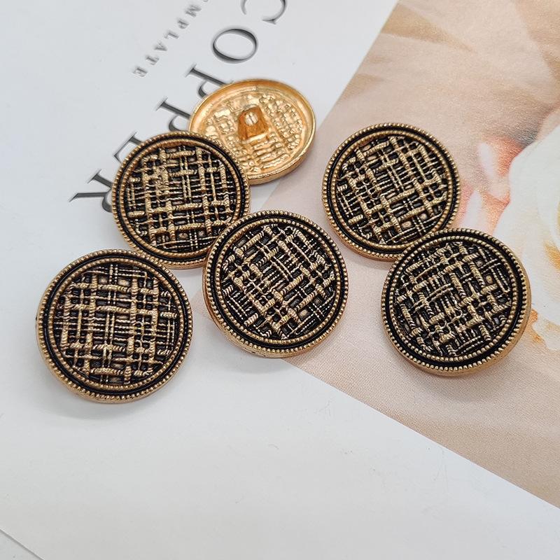10pcs Luxurious Buttons 18mm Round Metal Shank Buttons Classic Beautiful Pattern Clothes Sewing Supplies