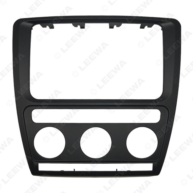 

2004-2009 Skoda Octavia Переходная рамка для магнитолы/CD/DVD формата Double DIN LEEWA