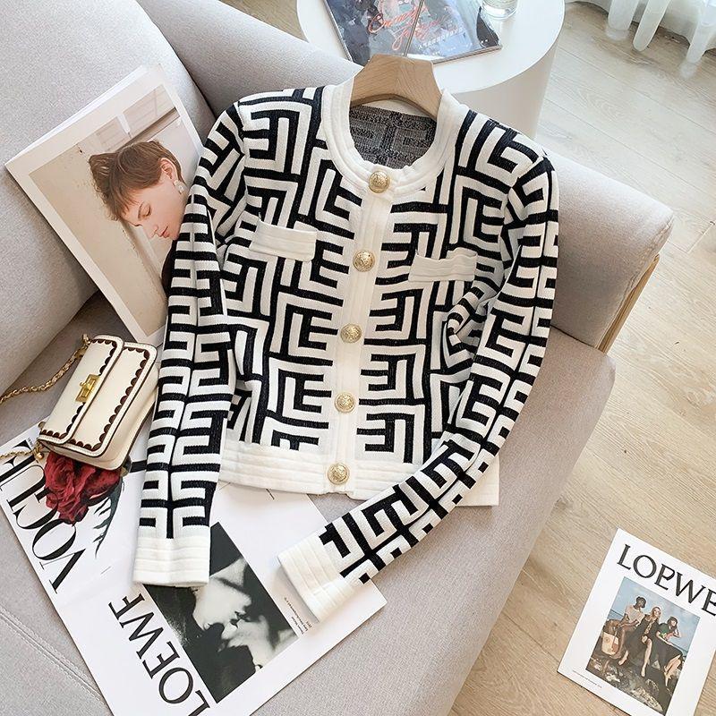 

Вязаный кардиган в стиле ретро с небольшим ароматом для женщин - осень/зима 2024 г., короткая куртка-свитер 2XL 63-73 kg белый