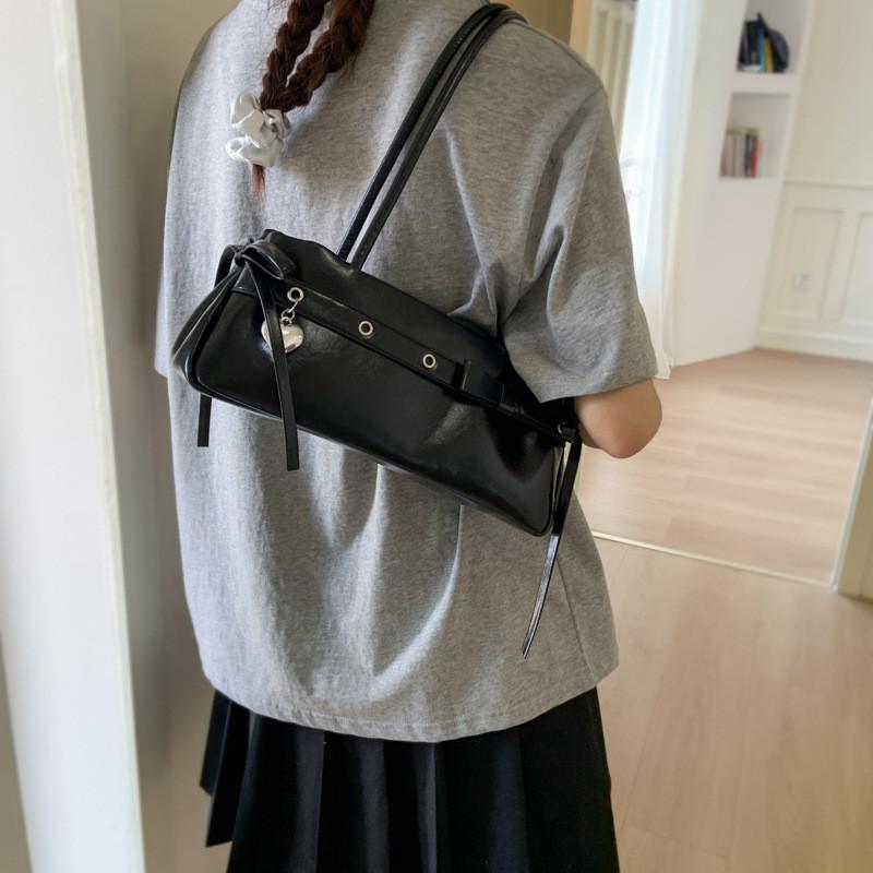 IELGY Ladies Underarm Bag Large Capacity Summer All-Match Casual One-Shoulder Commuter Bag