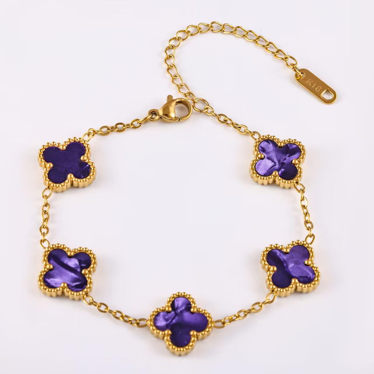 Vibrant 13mm Four-Leaf Clover Bracelet - Classic and Versatile Style