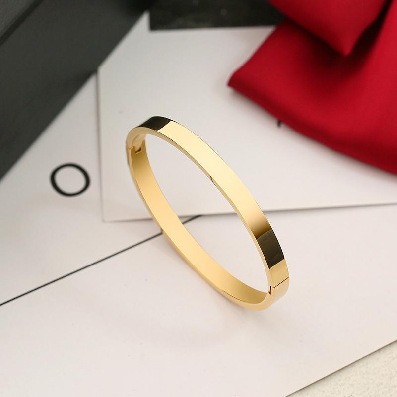 Simple Titanium Steel Gypsophila Bangle No Fading Light Luxury Temperament Full Diamond Bracelet For Women Jewelry
