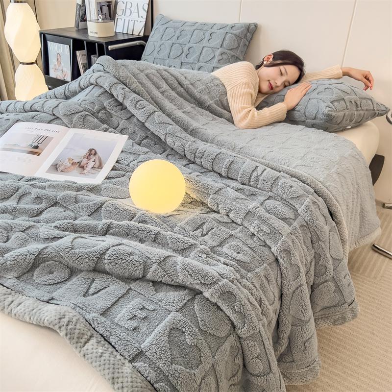 Heart Pattern Coral Fleece Blanket Autumn Winter Cozy Thicken Warm Plush Blanket for Bed Fluffy Super Soft Sofa Throw Blankets