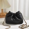 High-End Fashion Versatile Shoulder Messenger Bag Large-Capacity Chain Portable Women'S Bag New Niche Pleated Cloud Bag