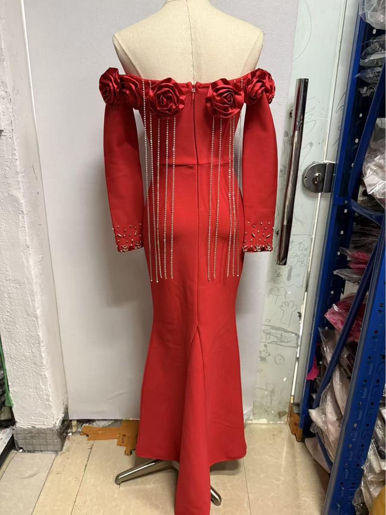 2025 Elegant Off-the-Shoulder Floral Evening Dress with Beaded Diamond Chain