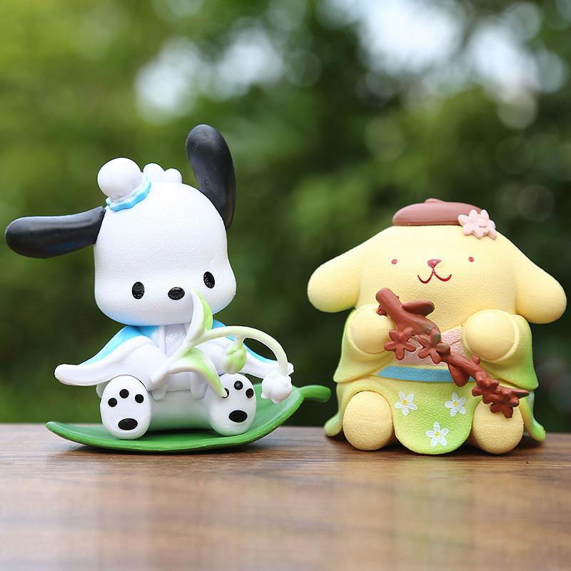 Entzückende Sanrio PVC-Figuren-Kollektion mit Melon Melody und Kuromi in bezaubernden floralen Designs