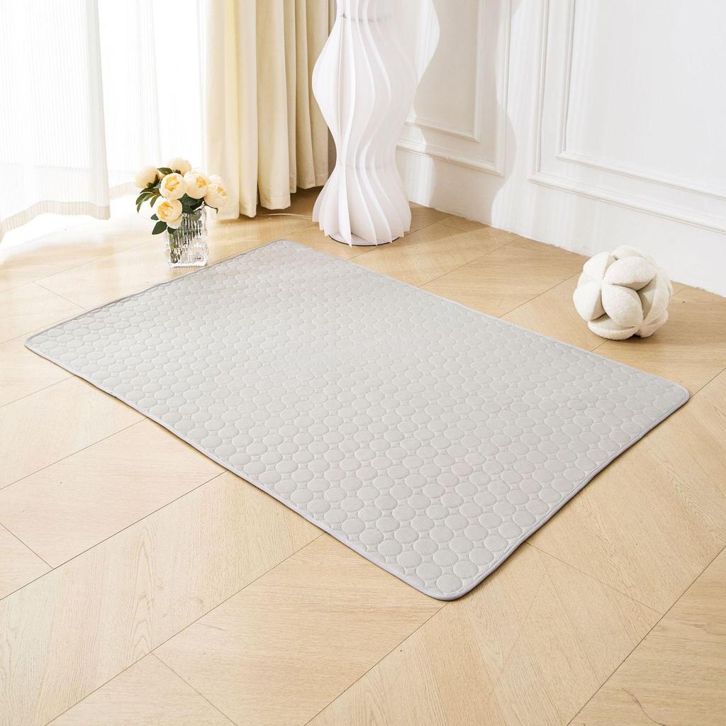 Summer Ice Silk Cooling Mat for Pets - Breathable Cooling Pad for Cats and Dogs