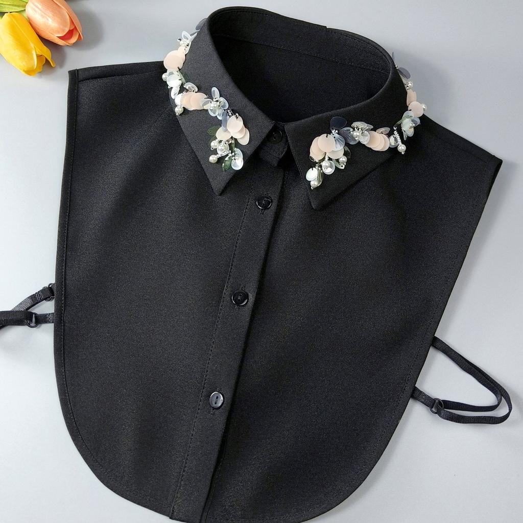 1 stk dame rutete volangkrave med perlebesatt dukkekrage, blonder og blomsterdekorasjoner, egnet for å matche med