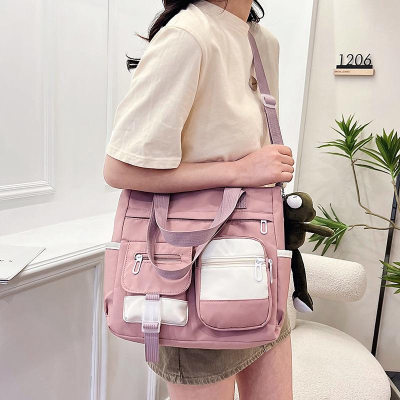 Large capacity bag female messenger ins wind Japanese college students class shoulder bag versatile literary tote bag