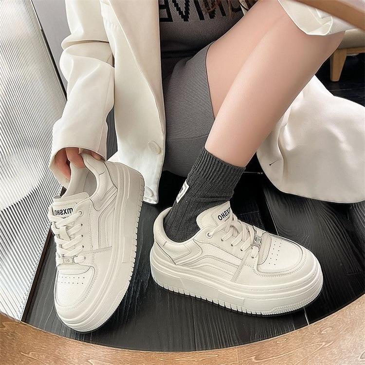Little white shoes women's summer 2025 women's shoes new white board shoes thick sole height small casual single shoes soft sole