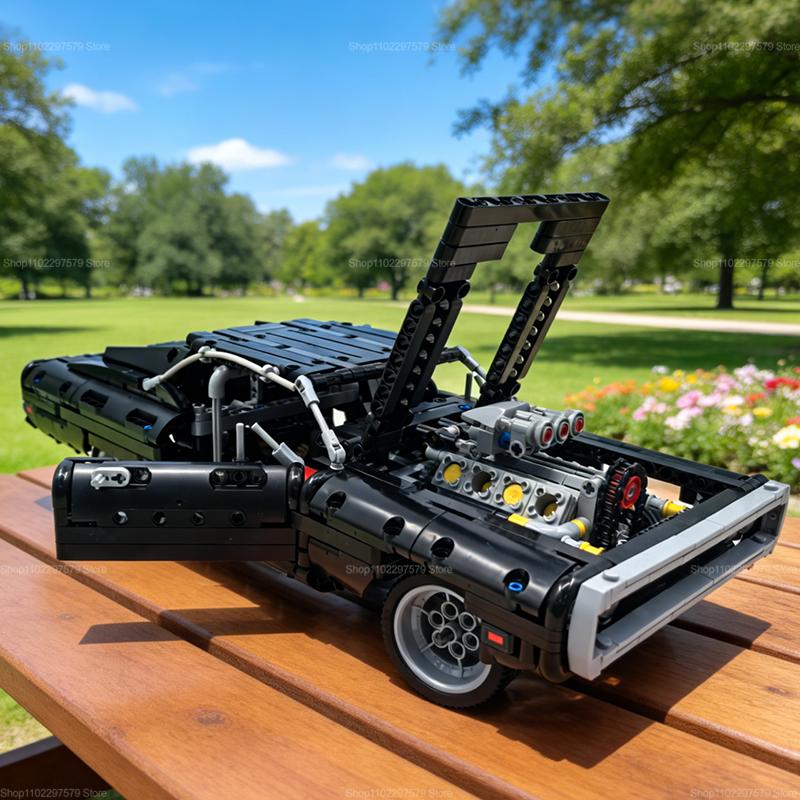 Nuovo Set di Blocchi da Costruzione Auto da Corsa Tecnologica da 1077 Pezzi Giocattoli da Assemblare DIY per Bambini Ragazzi Adulti Gioco Creativo Regalo di Natale