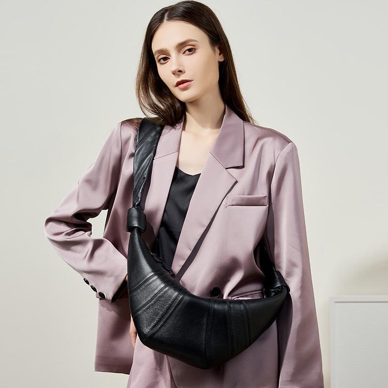 Niche agneau première couche diagonale Lazy croissant cuir simple épaule diagonale sac dumpling fille