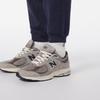 NEW BALANCE Casual Shoes Men's Women's Spring Breathable Mesh Shoes Fashionally Comfortable Couple Retro Sports Shoes M2002RAW