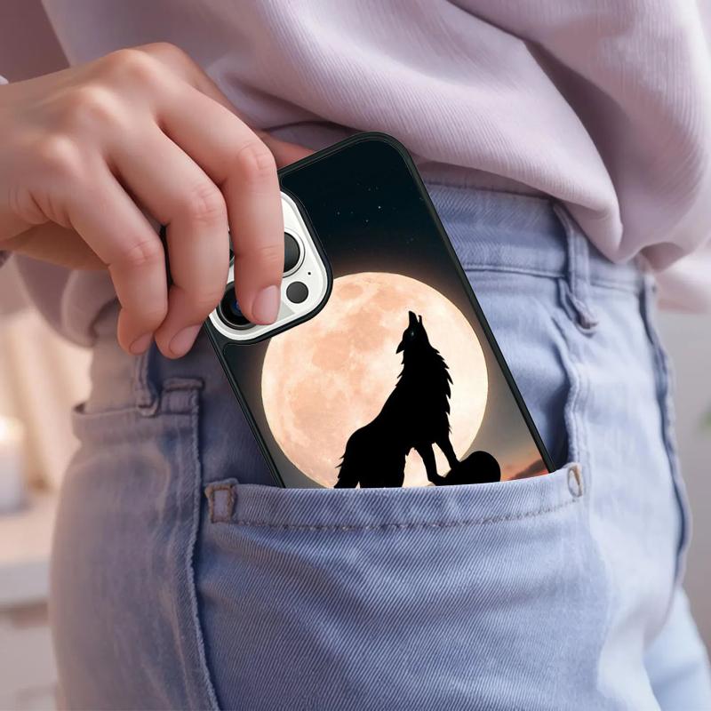 Moon Roaring Wolf Phone Case For iPhone 17 Air 15 16e 14 13 Pro Max Coque 12 11 Pro Max PLUS cover