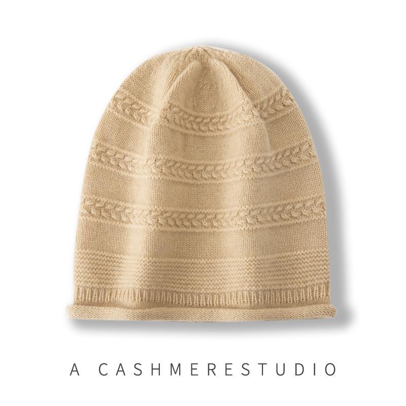New High end Solid Color Knitted Cable Knitted Warm Fashion Heavyweight Casual Toe Cap for Women