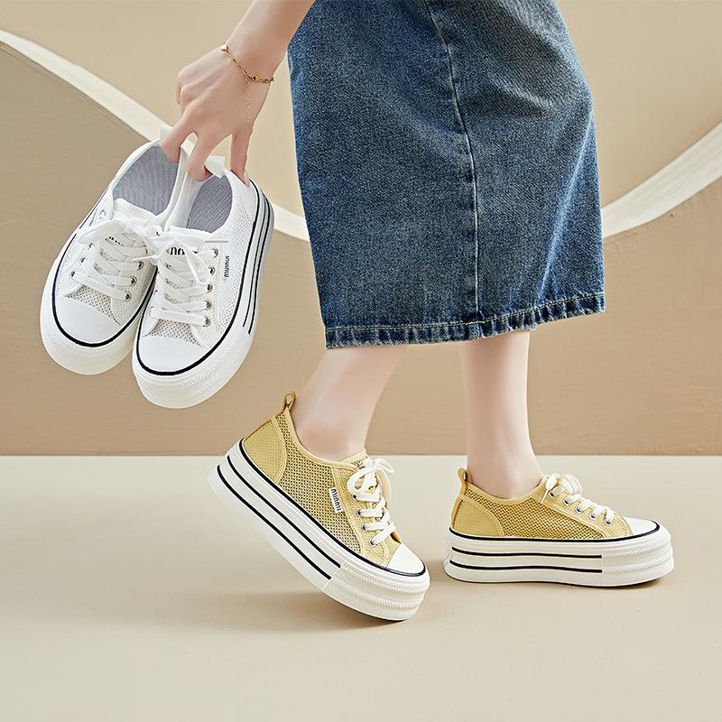 Summer Mesh White Shoes New Style of Female Students Breathable Height-enhancing Casual Street Clapper Shoes