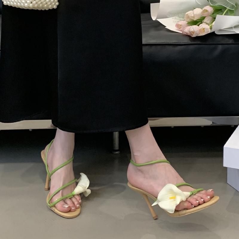 Bohemian Style Sexy Narrow band Women Gladiator Sandals Sweet Flowers Mixed Colors Thin High heels Female Banquet Prom Shoes