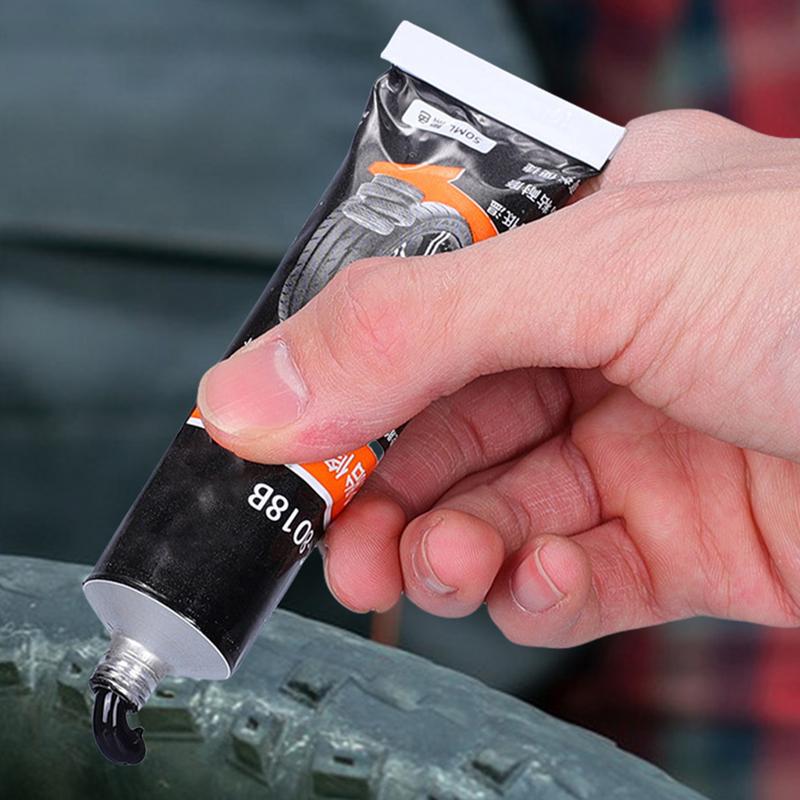 Lepidlo na opravu pneumatik Vodotěsné a odolné vůči vysokým teplotám Černé těsnicí Vodotěsné a odolné vůči vysokým teplotám Opravné lepidlo