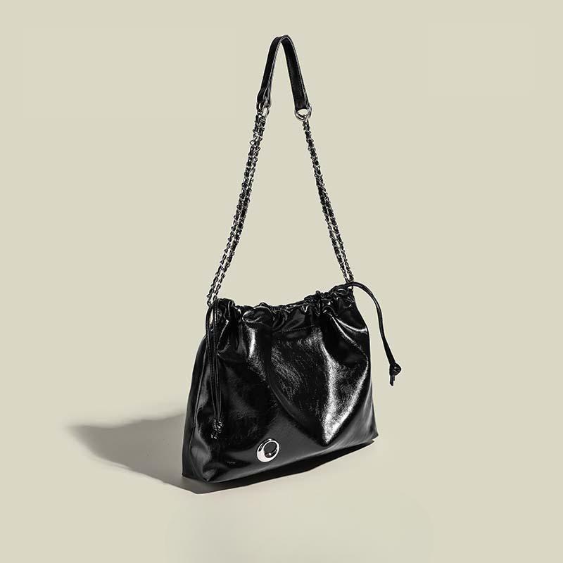 One-shoulder Tote Bag for Women Commuting Bag Pleated Chain Niche Underarm Bag Versatile Crossbody Bag
