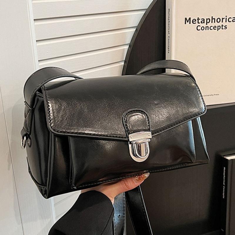 New Korean Style Underarm Small Square Bag Trendy Women Fashionable Button Design Crossbody Bag Autumn Winter One Shoulder Bag